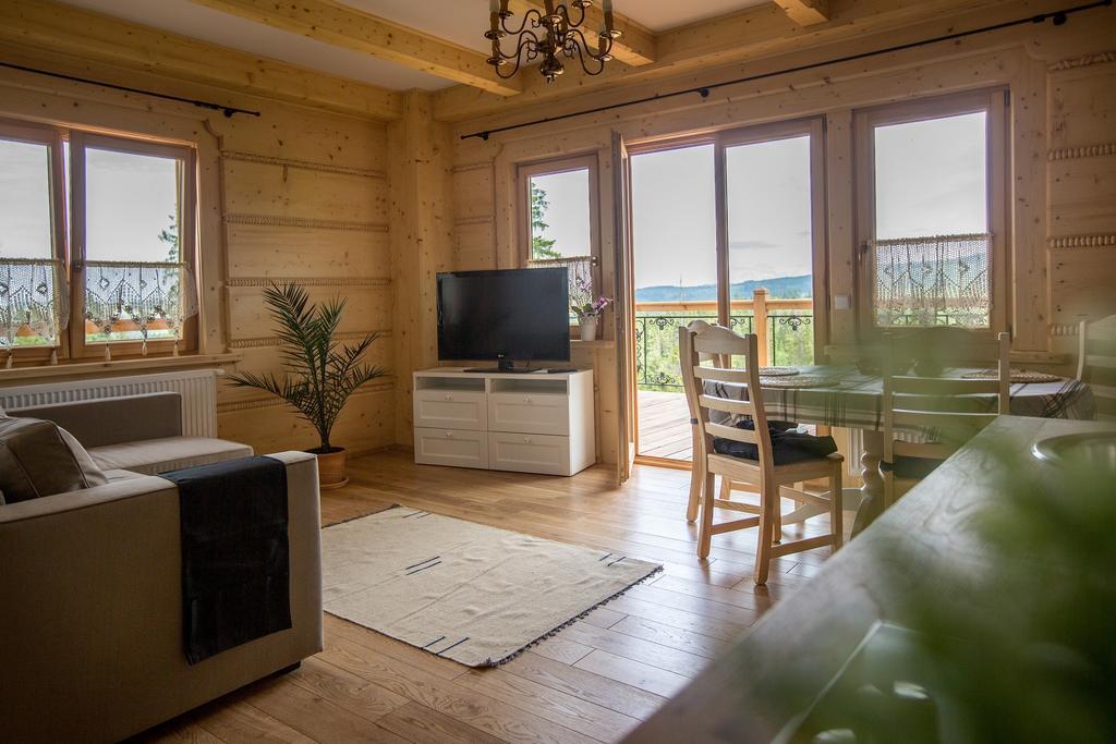 Dom Pod Smokami Apartment Bukowina Tatrzanska Phòng bức ảnh