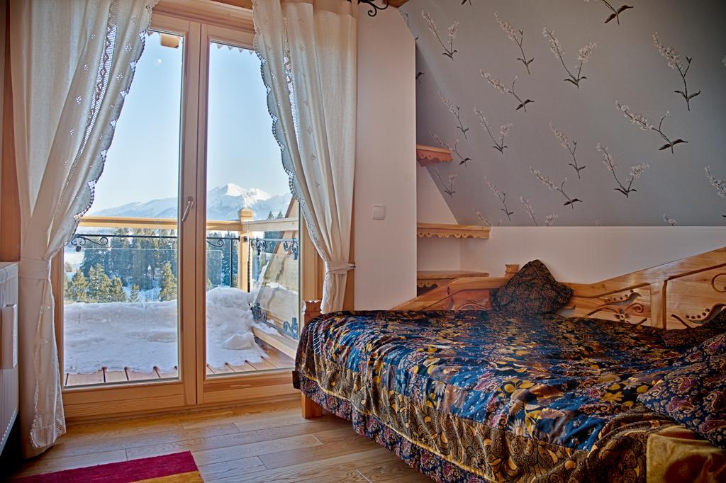 Dom Pod Smokami Apartment Bukowina Tatrzanska Ngoại thất bức ảnh